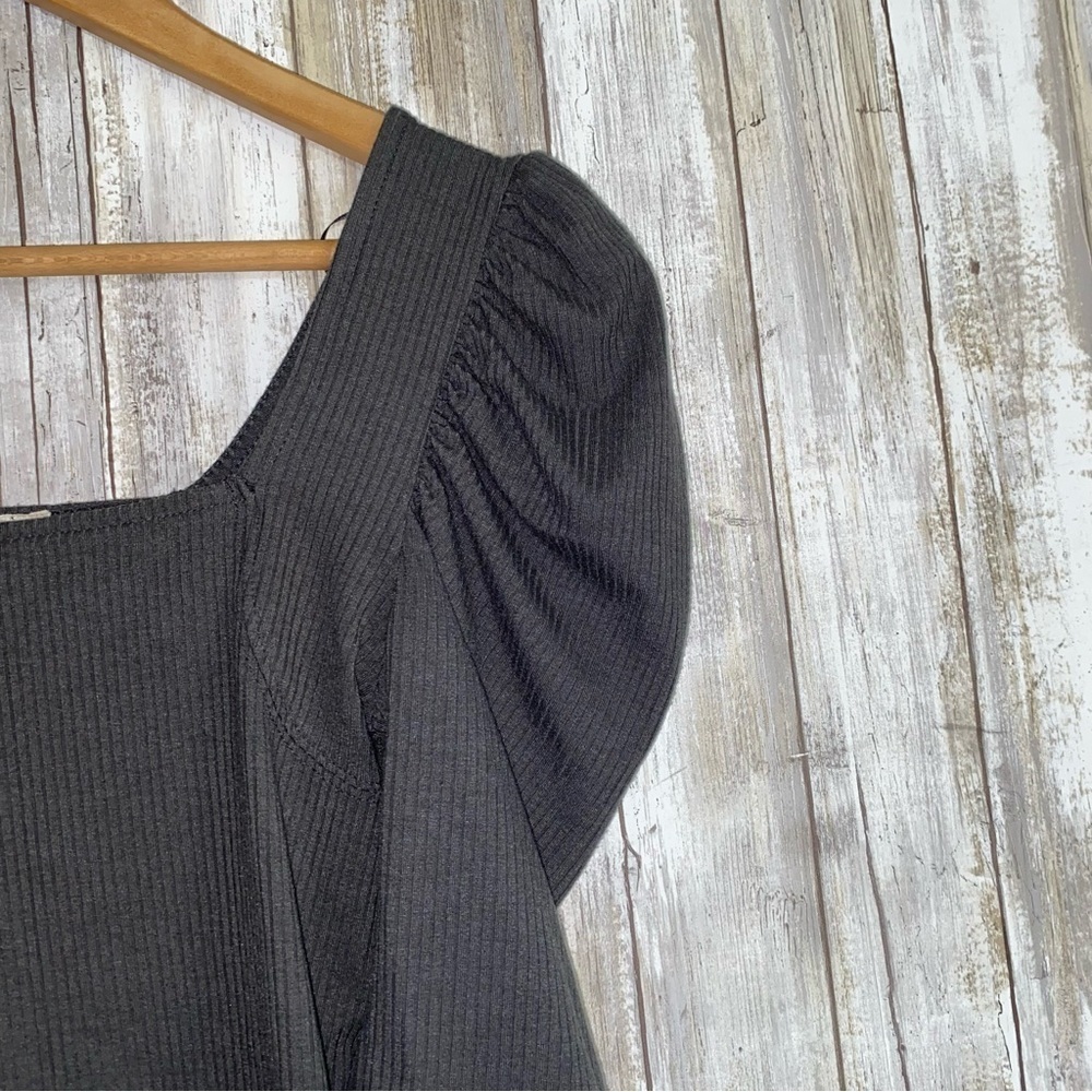Free People We The Free Night Lil Puff Sleeve Top Gray Square Neck Fitted Blouse - Picture 3 of 6